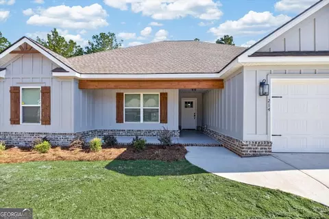 214 Hampton Chase, Perry, GA 31069 photo 3