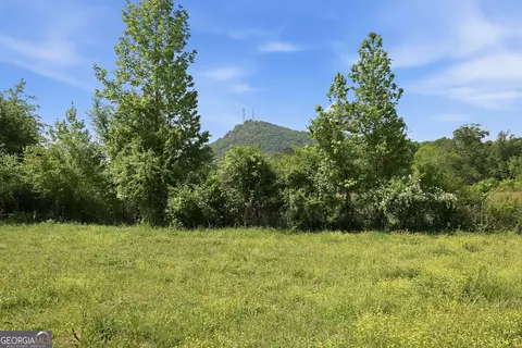 3120 W Currahee St, Toccoa, GA 30577