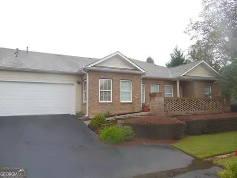 119 Villa Park Cir, Stone Mountain, GA 30087