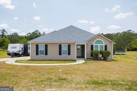 5764 Emily Ln, Hahira, GA 31632