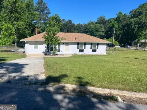 2875 Carriage Ln, Atlanta, GA 30349