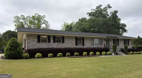 410 Ridgecrest Dr, Elberton, GA 30635