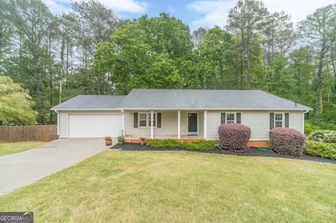 1600 Oleander Ln SW, Lilburn, GA 30047