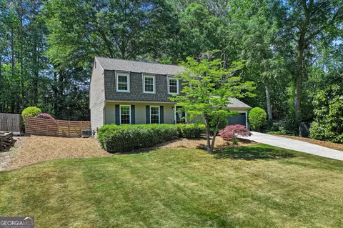 281 Cross Gate Dr, Marietta, GA 30068