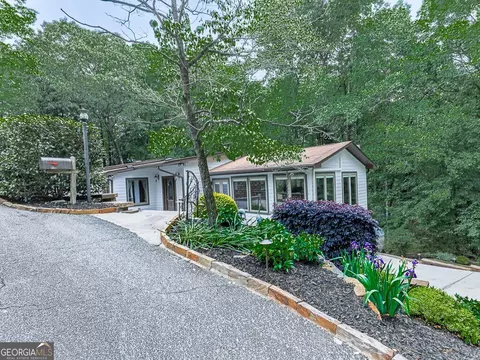 23 Blue Heron Pt, Acworth, GA 30102