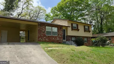 3713 Elkridge Dr, Decatur, GA 30032