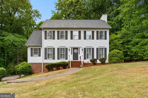 129 Lismore Dr, Lagrange, GA 30240