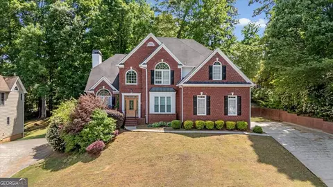 6915 Glen Cove Ln, Stone Mountain, GA 30087