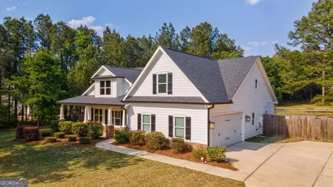 2712 Jones Holly Rd, Good Hope, GA 30641