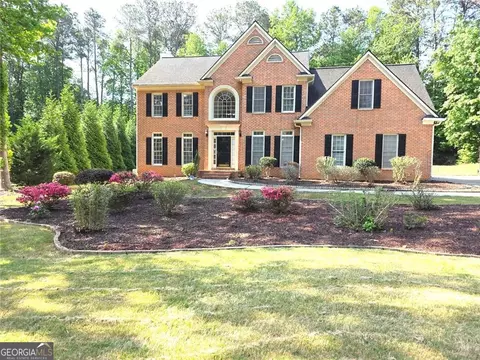 2255 Fairwood Cir, Jonesboro, GA 30236