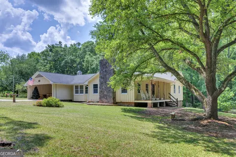 1806 Ga Highway 142, Shady Dale, GA 31085
