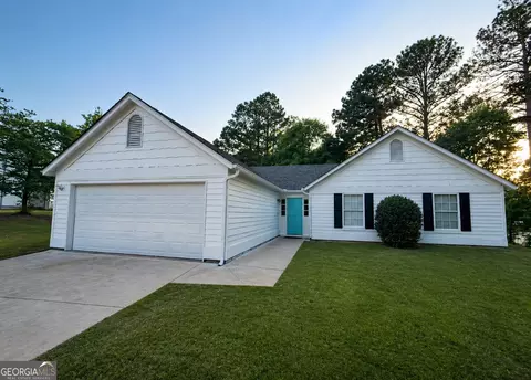 1660 Creek Xing SE, Conyers, GA 30094