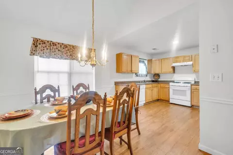 Dining - 1289 Labrador Ln, Riverdale, GA 30296 photo 2 of 2