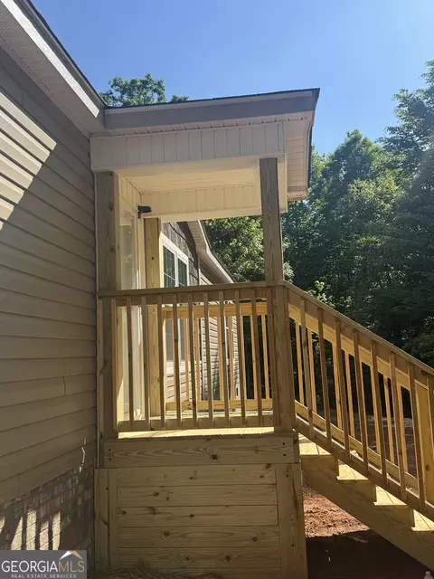 Exterior - 1078 Garner Rd, Cornelia, GA 30531 photo 4 of 7