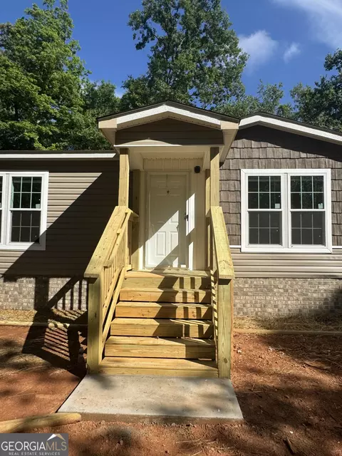 Exterior - 1078 Garner Rd, Cornelia, GA 30531 photo 2 of 7