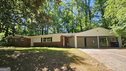 805 Dogwood Cir, Macon, GA 31210