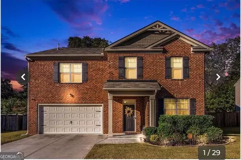3523 Stonebranch Ln, Loganville, GA 30052