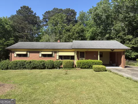 1344 Oakdale Dr, Griffin, GA 30224