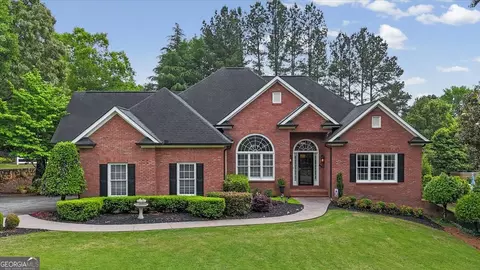 36 Wellington Dr, Cartersville, GA 30120