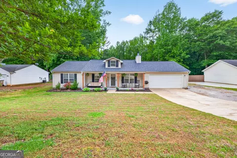 Exterior - 775 Slayton Dr, Bethlehem, GA 30620 photo 2 of 10