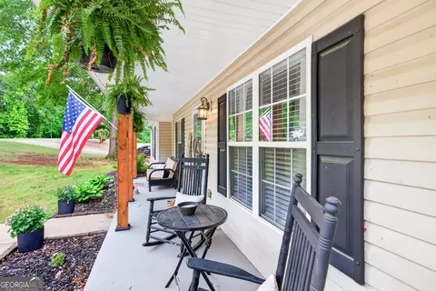 Exterior - 775 Slayton Dr, Bethlehem, GA 30620 photo 5 of 10
