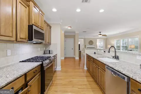 Entry Way - 2572 Carnot Ct, Duluth, GA 30097 photo 5 of 11
