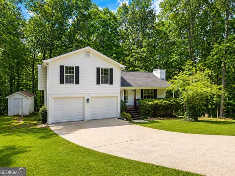 1312 Stonemont Rd, Auburn, GA 30011