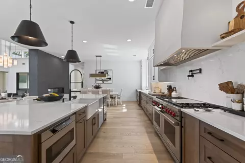 Kitchen - 598 Roper Rd, Canton, GA 30115 photo 5 of 7