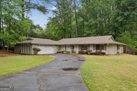 365 Briarwood Ct, Marietta, GA 30068