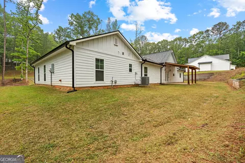 Exterior - 143 Taylor Len Dr, Lagrange, GA 30240 photo 6 of 8