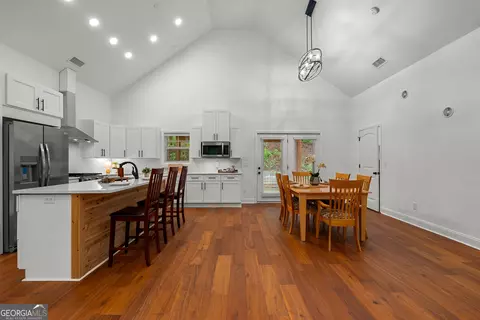 Dining - 143 Taylor Len Dr, Lagrange, GA 30240 photo 2 of 4