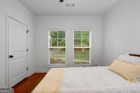Bedroom - 143 Taylor Len Dr, Lagrange, GA 30240 photo 9 of 10