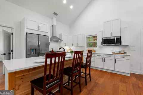 Kitchen - 143 Taylor Len Dr, Lagrange, GA 30240 photo 3 of 4