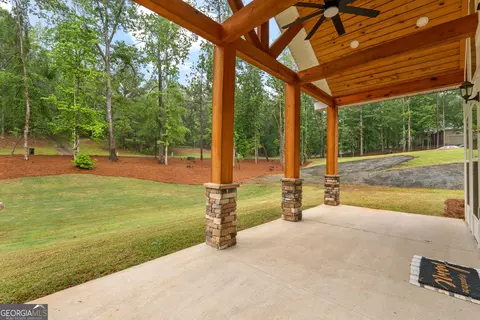 Exterior - 143 Taylor Len Dr, Lagrange, GA 30240 photo 5 of 8