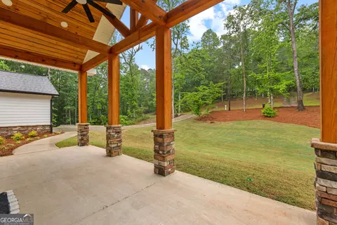 Exterior - 143 Taylor Len Dr, Lagrange, GA 30240 photo 4 of 8