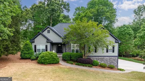 8225 Mossybrook Ln, Douglasville, GA 30135