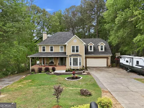 177 Picketts Lake Dr, Acworth, GA 30101