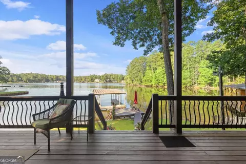 Exterior - 254 Cochran Rd, Jackson, GA 30233 photo 6 of 10