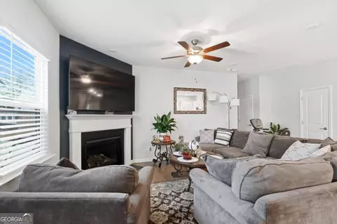 Other - 711 Pineberry Ct, Grayson, GA 30017 photo 2 of 10