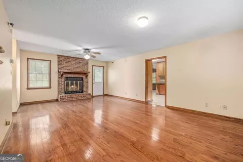 2821 Hog Mountain Rd, Jefferson, GA 30549