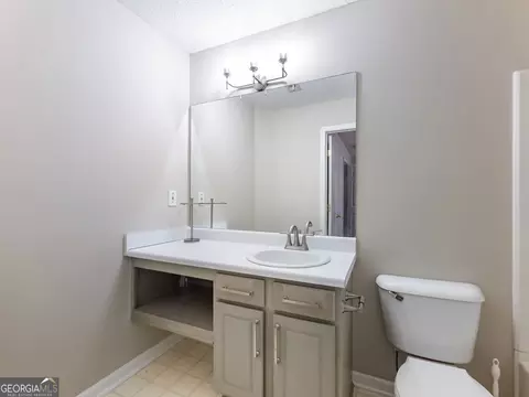 Bath - 3744 Berkeley Xing, Duluth, GA 30096 photo 2 of 4