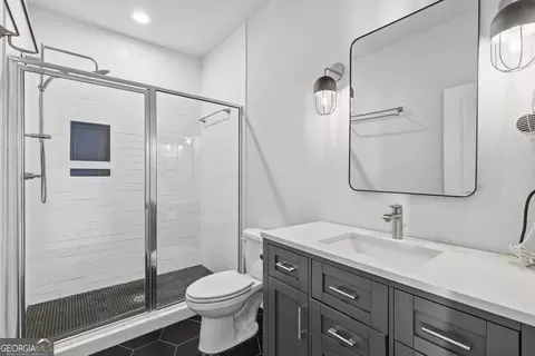 Bath - 861 Bailey Woods Rd, Dacula, GA 30019 photo 10 of 11