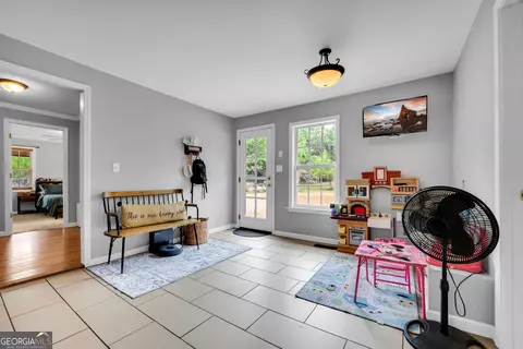 Entry Way - 5880 Highway 320, Toccoa, GA 30577 photo 5 of 5