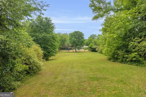 Exterior - 5880 Highway 320, Toccoa, GA 30577 photo 7 of 8