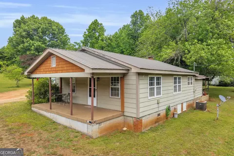 Exterior - 5880 Highway 320, Toccoa, GA 30577 photo 2 of 8