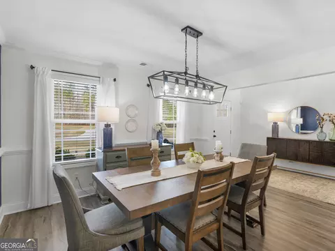 Dining - 119 Mylee Cv, Barnesville, GA 30204 photo 2 of 4
