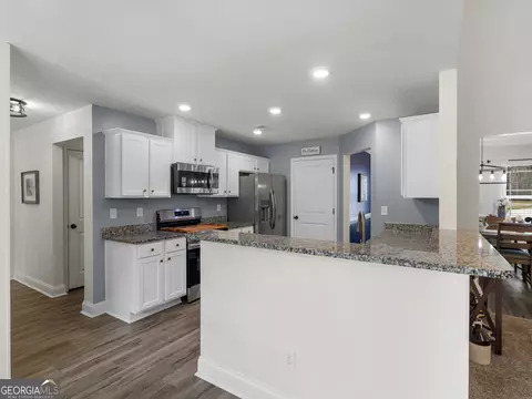 Kitchen - 119 Mylee Cv, Barnesville, GA 30204 photo 1 of 7