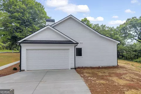 Exterior - 188 Ayers Rd, Mount Airy, GA 30563 photo 5 of 5