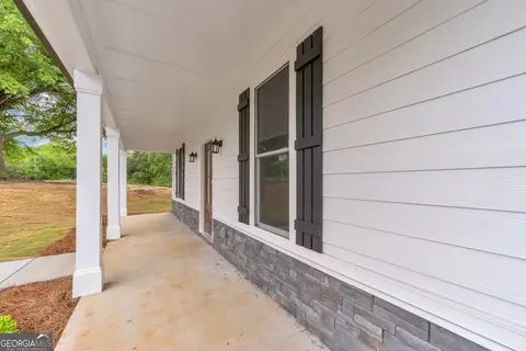 Exterior - 188 Ayers Rd, Mount Airy, GA 30563 photo 2 of 5