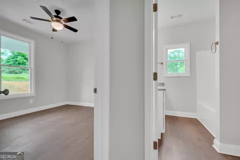Entry Way - 188 Ayers Rd, Mount Airy, GA 30563 photo 7 of 8